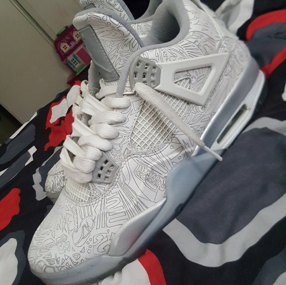 Jordan 4 "Lazer" - Picture 2 of 5